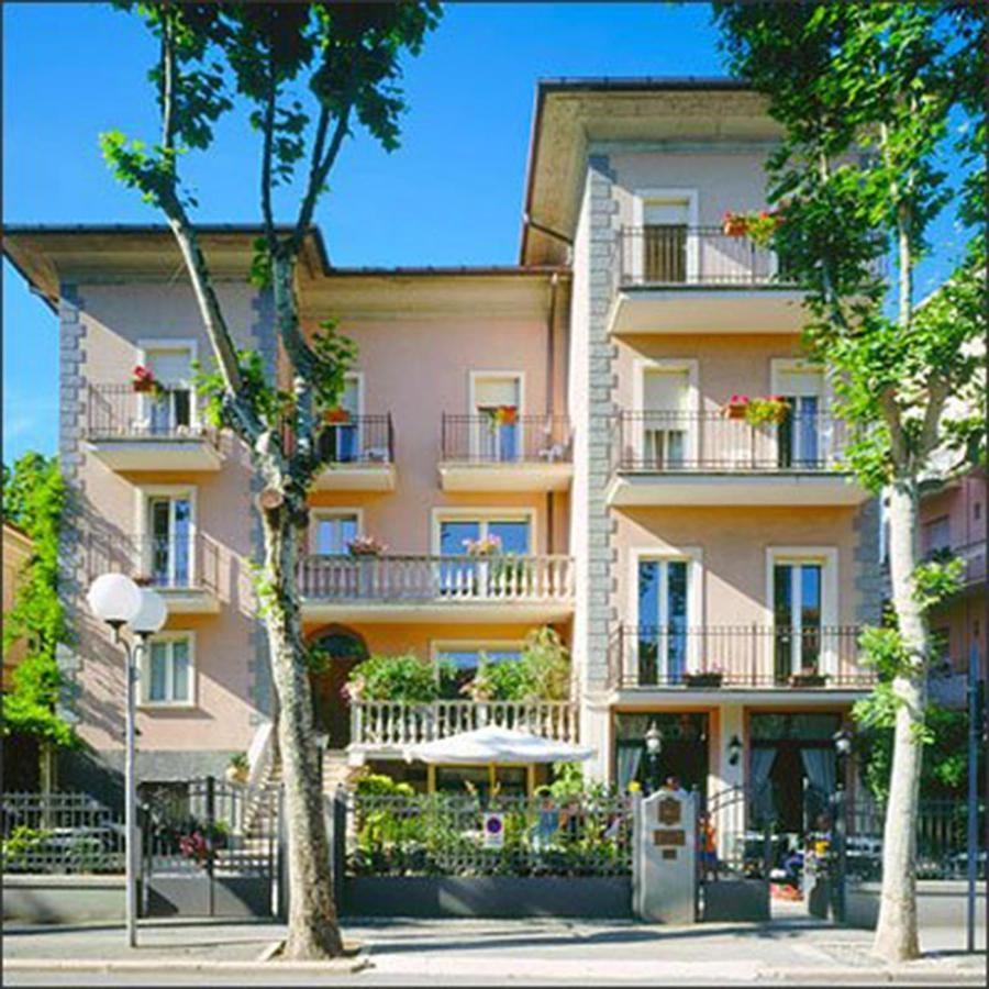 Hotel Berlino Cattolica Dış mekan fotoğraf