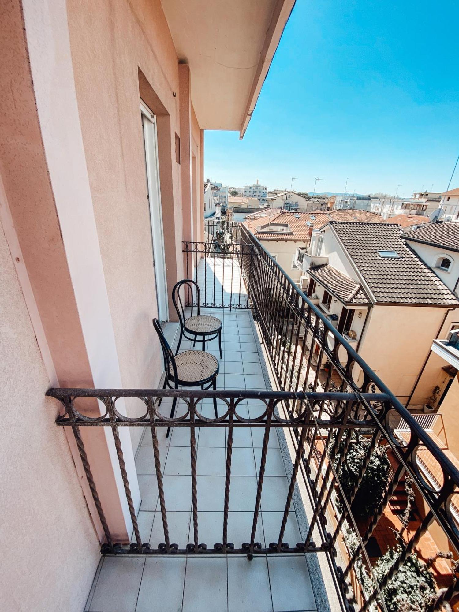 Hotel Berlino Cattolica Dış mekan fotoğraf