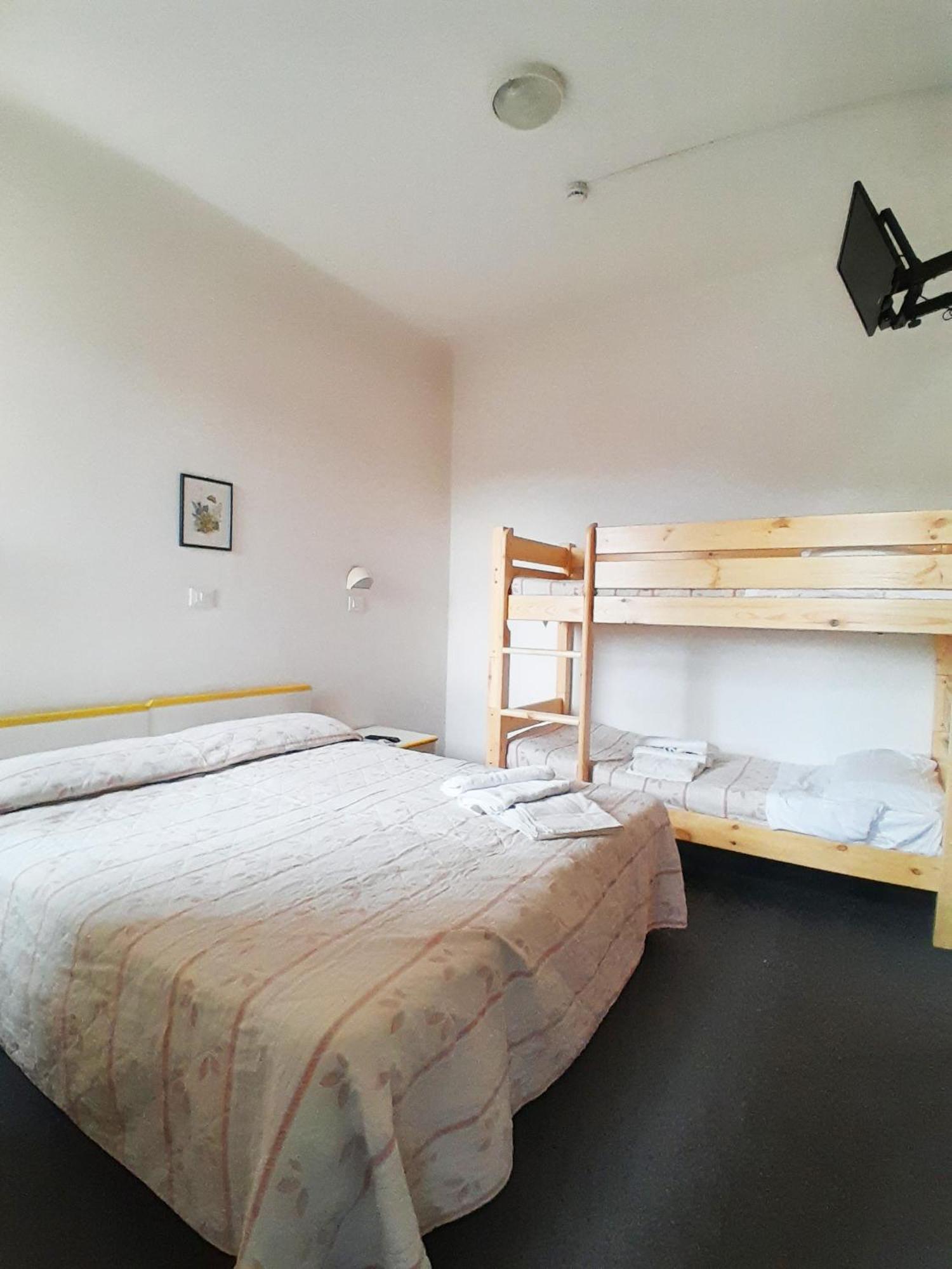 Hotel Berlino Cattolica Oda fotoğraf