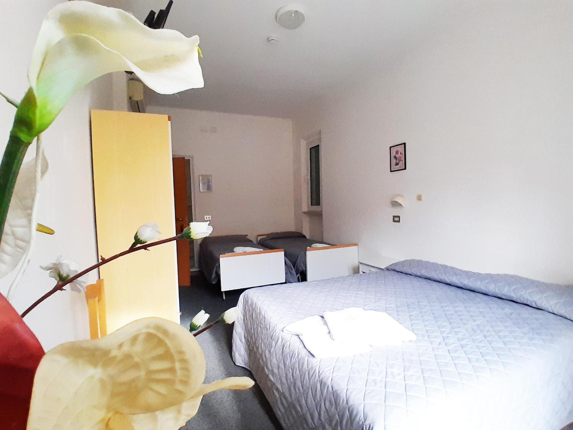 Hotel Berlino Cattolica Oda fotoğraf