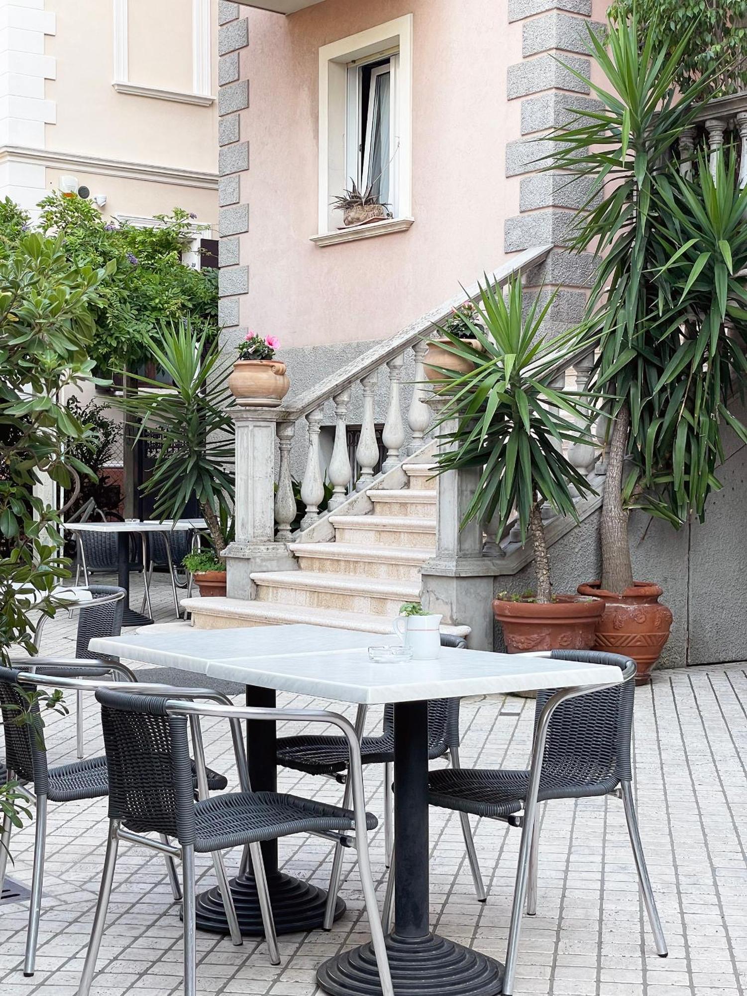 Hotel Berlino Cattolica Dış mekan fotoğraf